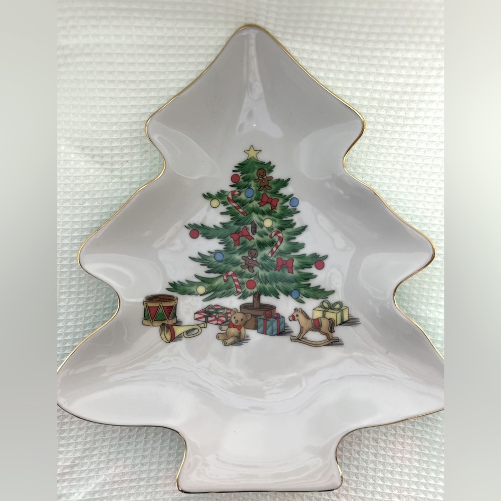SHIBATA fine porcelain from Japan Christmas tree candy , trinket dish